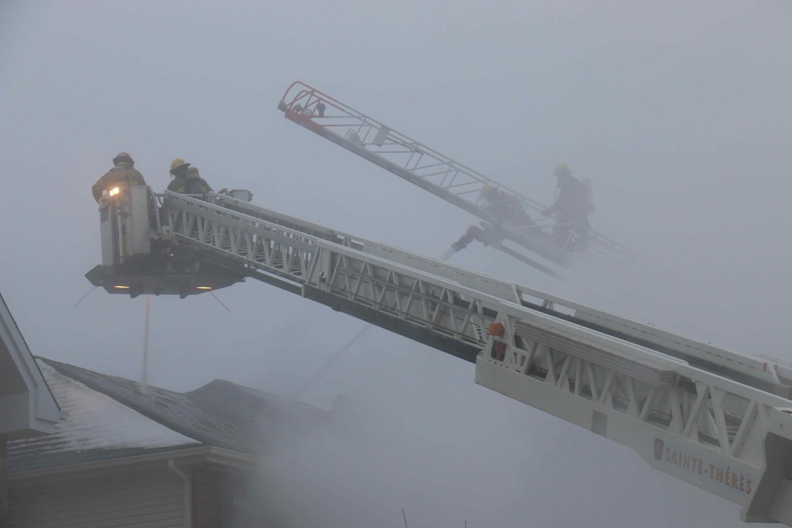 Une résidence de Boisbriand ravagée par les flammes