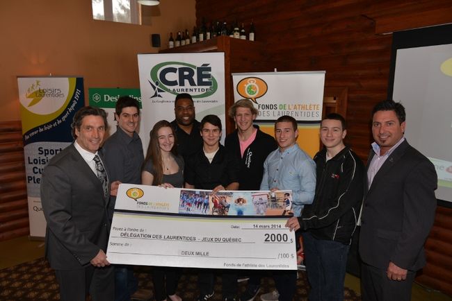 Le Fonds de l’athlète des Laurentides a remis 2000 $ à la délégation des Laurentides qui participera aux Jeux du Québec.