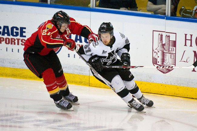L'attaquant Christopher Clapperton a joué son dernier match dans l'uniforme de l'Armada lors du 7e et ultime match face au Drakkar de Baie-Comeau, mardi soir dernier.