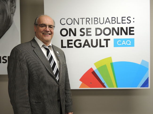 Mario Laframboise est député de Blainville.