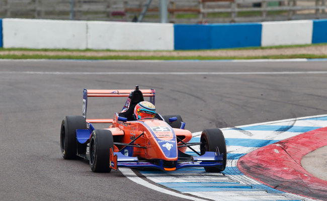 Patrick Dussault occupe actuellement le 7e rang au classement des pilotes de la Formule Renault Protyre.
