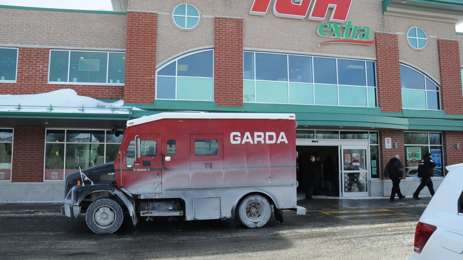 Deux employés de Garda agressés à la sortie du IGA de Blainville