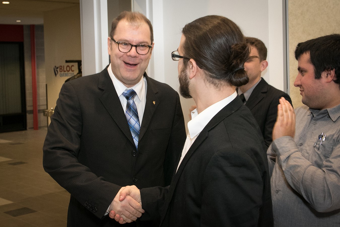 Simon Marcil élu candidat du Bloc québécois dans Mirabel