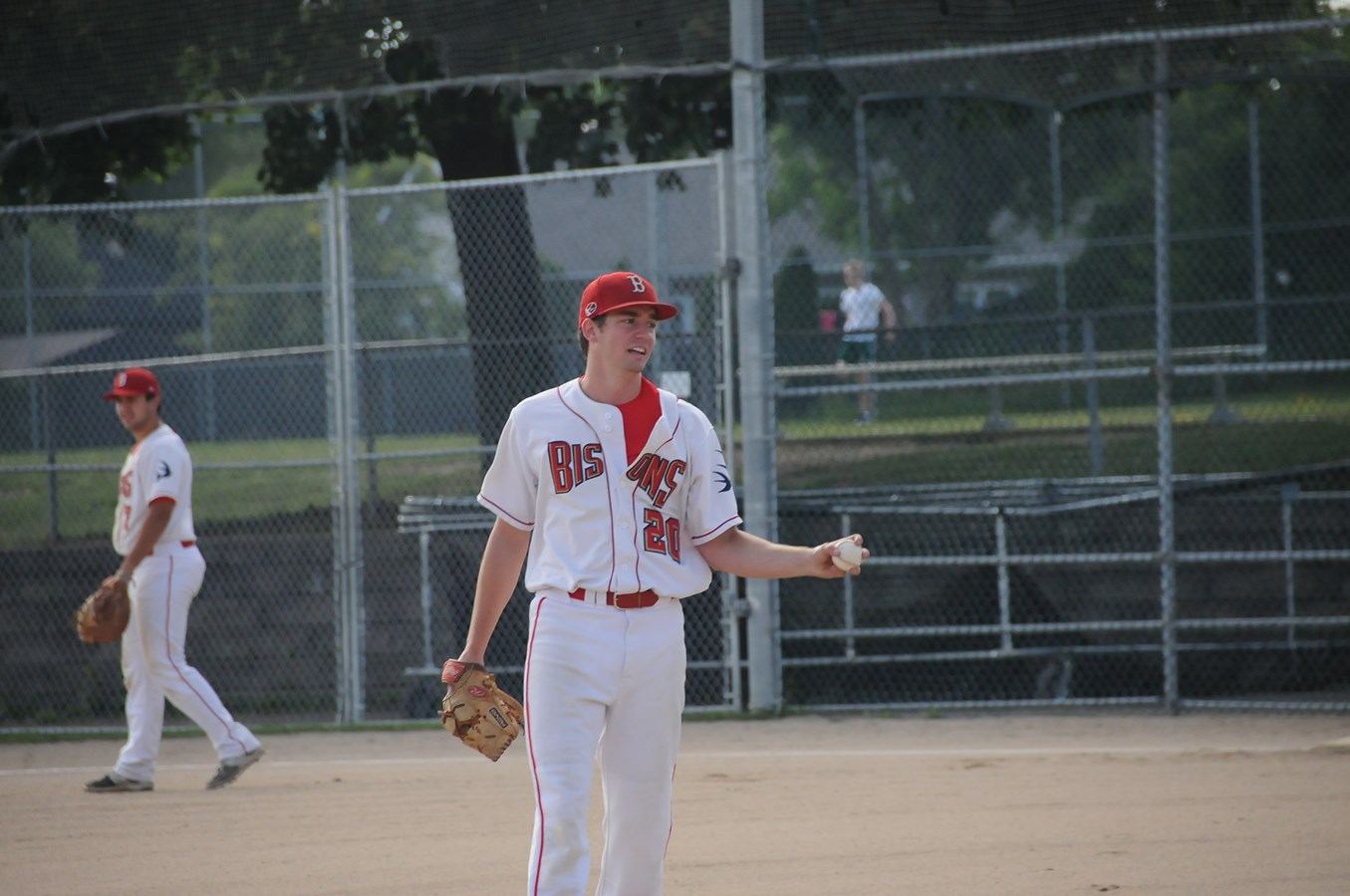 Les Bisons trop forts contre Coaticook