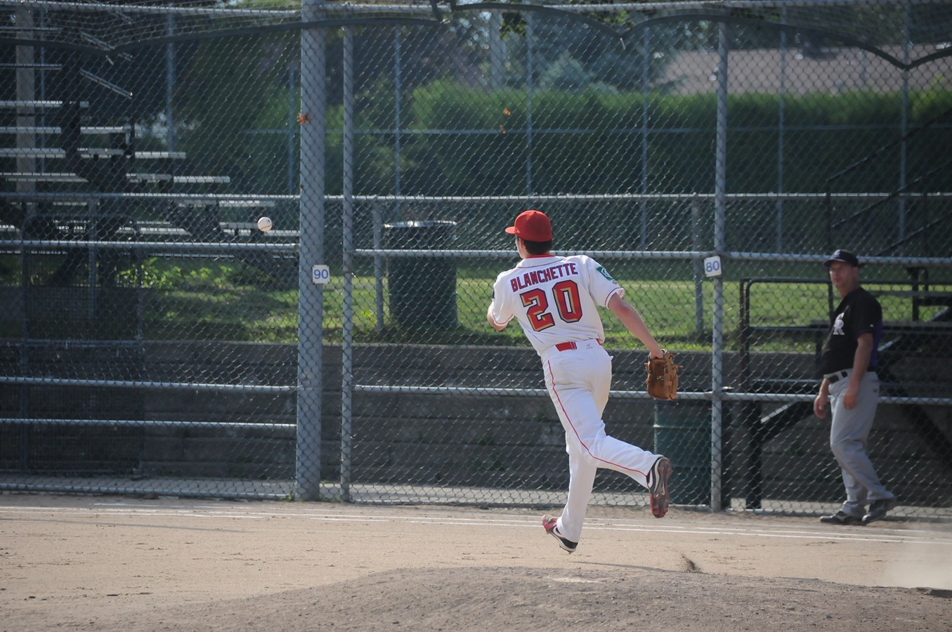 Les Bisons trop forts contre Coaticook