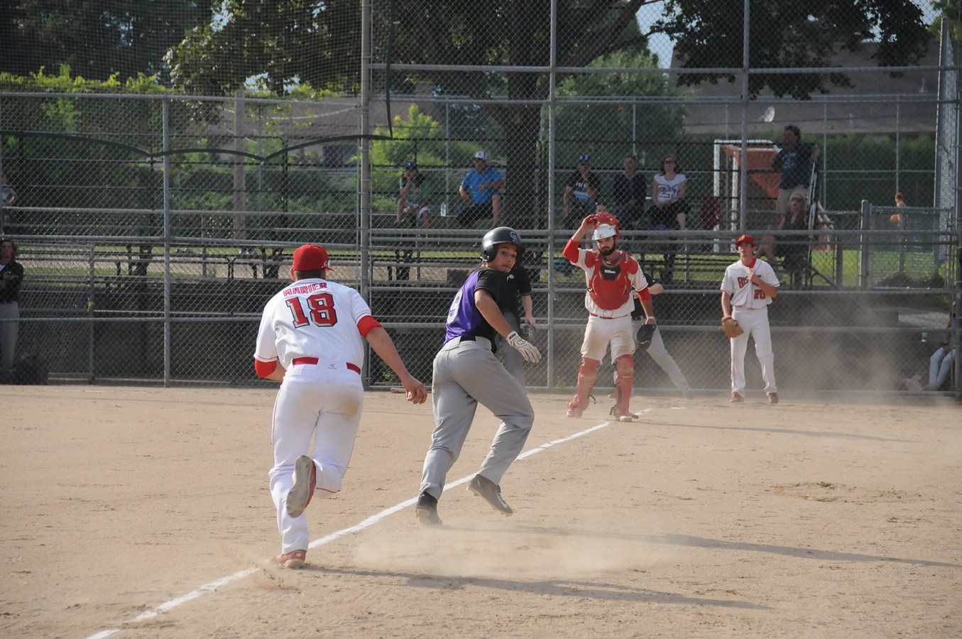 Les Bisons trop forts contre Coaticook