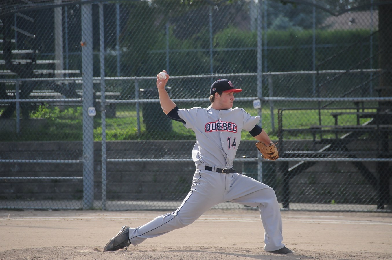 Les Bisons et les Diamants séparent un double