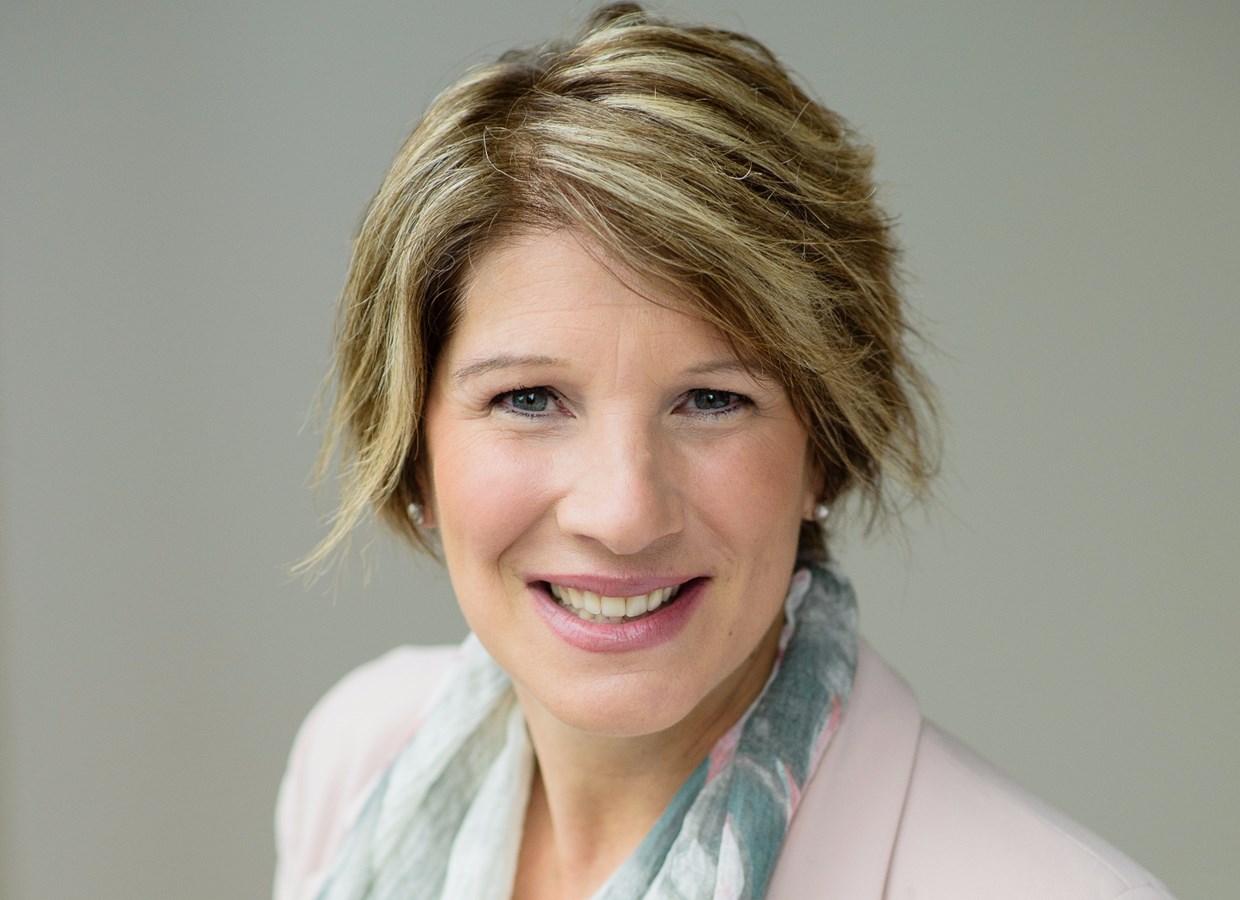 Hélène Akzam