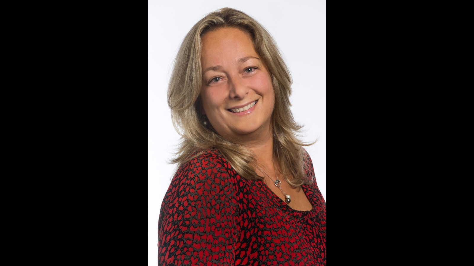 La conseillère Johane Michaud reçoit son diplôme d’administrateur municipal