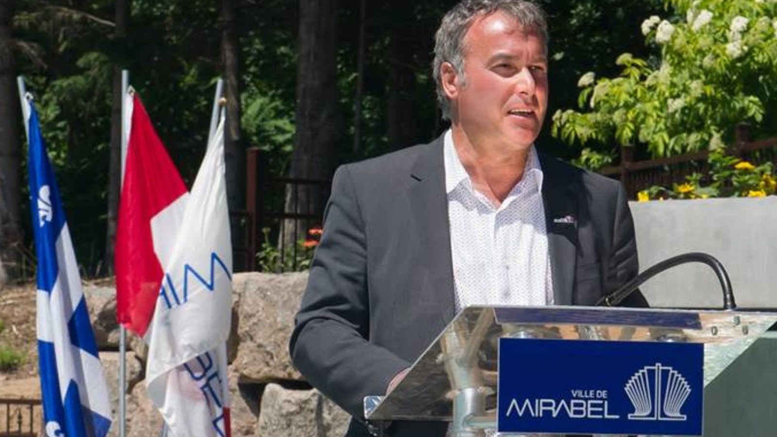  Le maire déterminé à faire valoir que le prolongement du REM jusqu'à Mirabel doit faire l'objet d'études 