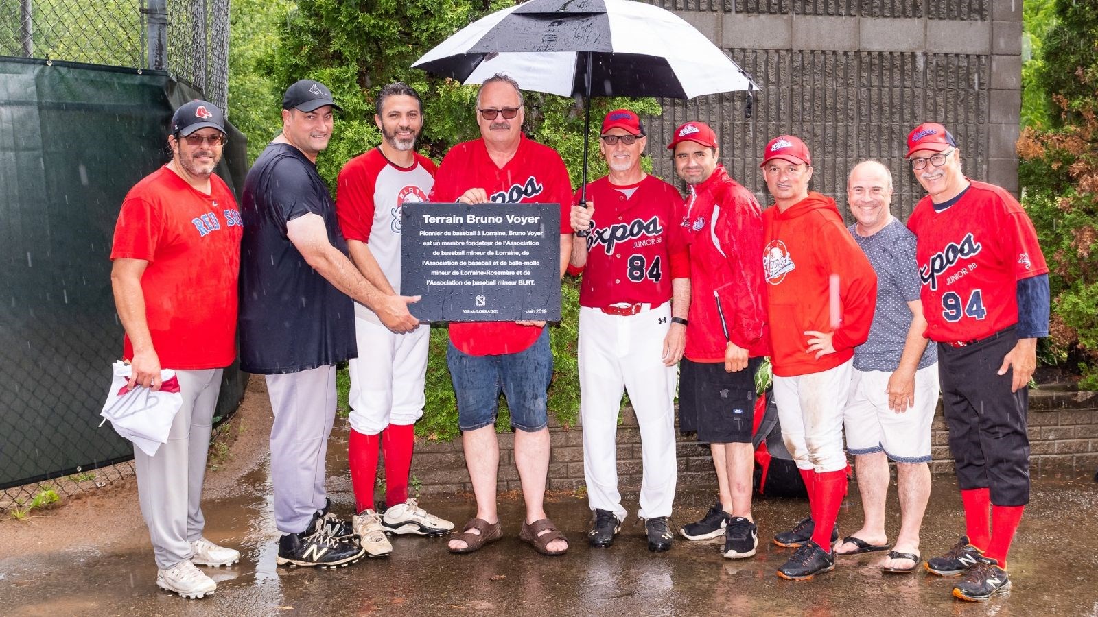 Un terrain de baseball de Lorraine renommé en l’honneur d’un grand bénévole