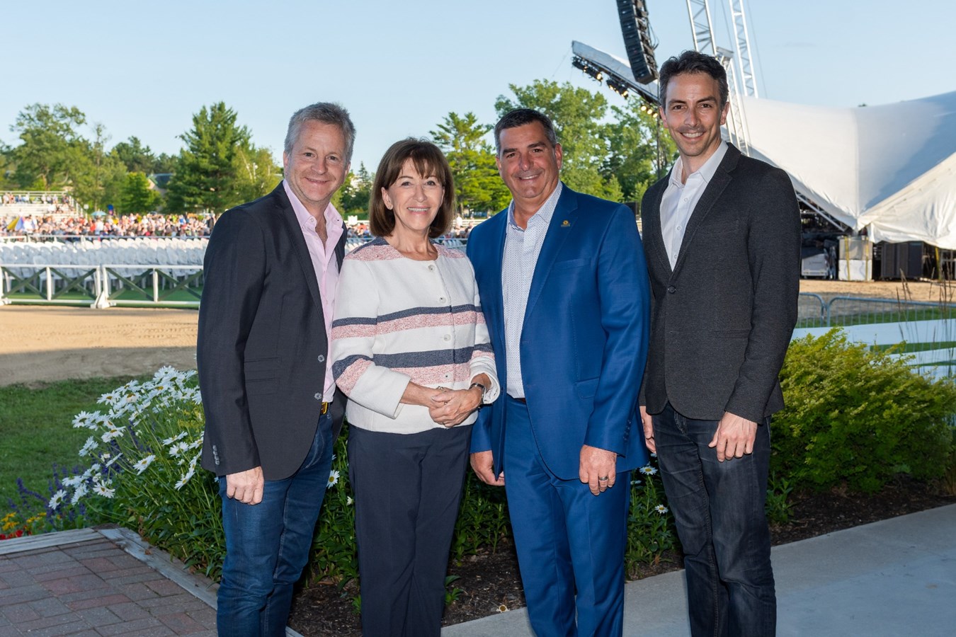 André Robitaille; porte-parole et animateur, Madeleine Careau; chef de la direction de l’OSM, Richard Perreault; maire de Blainville et Adam Johnson; chef en résidence de l’OSM.

 