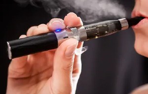 Un premier cas de maladie pulmonaire sévère associée au vapotage détectée au Québec