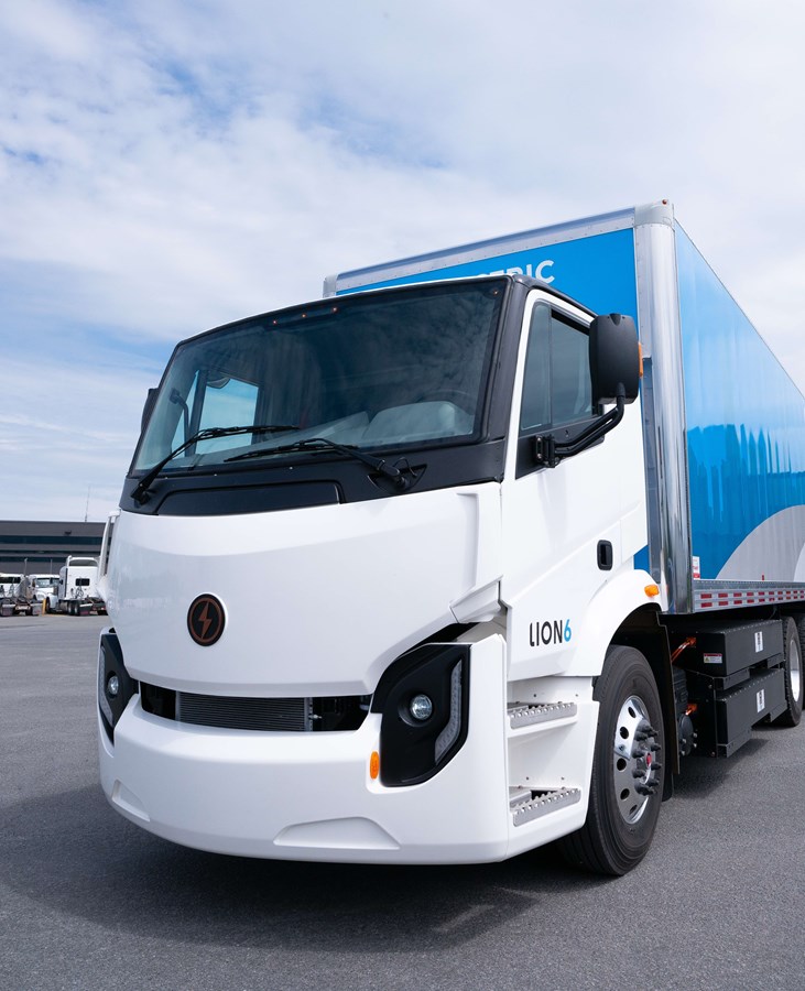 La Compagnie Électrique Lion a reçu le prix grâce au Lion6, camion de classe 6 entièrement électrique.