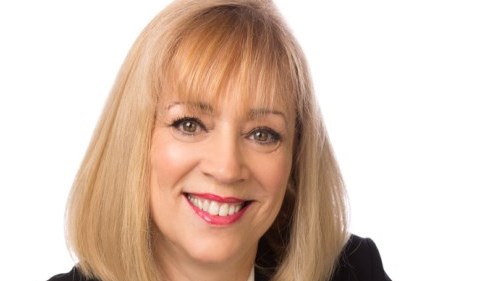 Me Sylvie Trahan est entrée en fonction hier. Elle succèdera à Jean-Luc Berthiaume, qui part à la retraite après 35 ans au poste de greffier de Sainte-Thérèse.