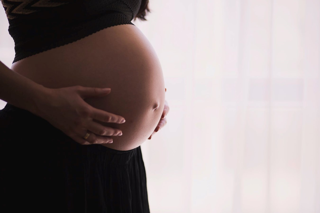 Femmes enceintes en milieux de travail à risque: le syndicat FIQ – Syndicat des professionnelles en soins des Laurentides réagit