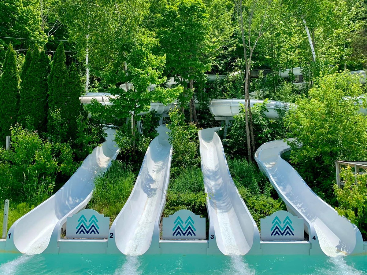 La quasi-totalité de l’offre habituelle sera accessible aux gens, incluant l’accès aux piscines, la majorité des glissades et les différents points de restauration.