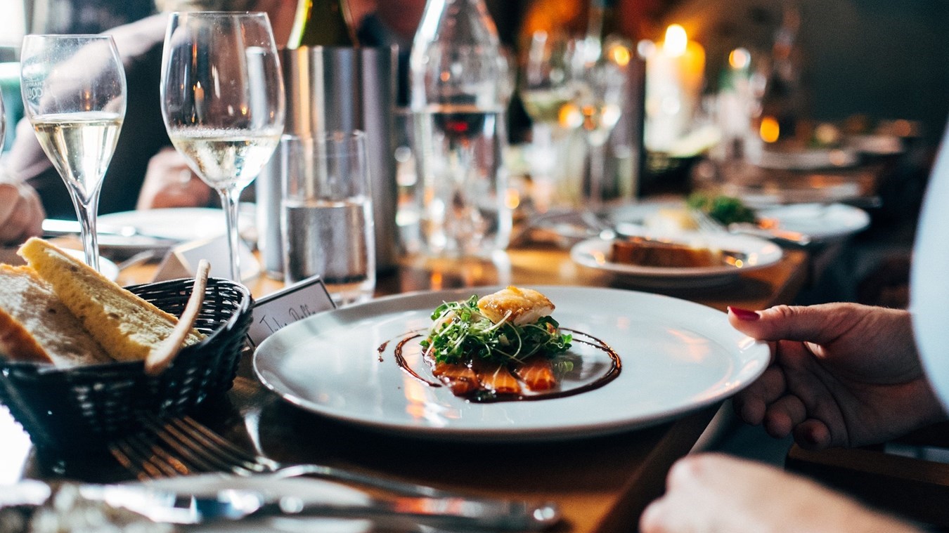 Avez-vous été faire un tour dans les restaurants et les bars depuis leur réouverture ?