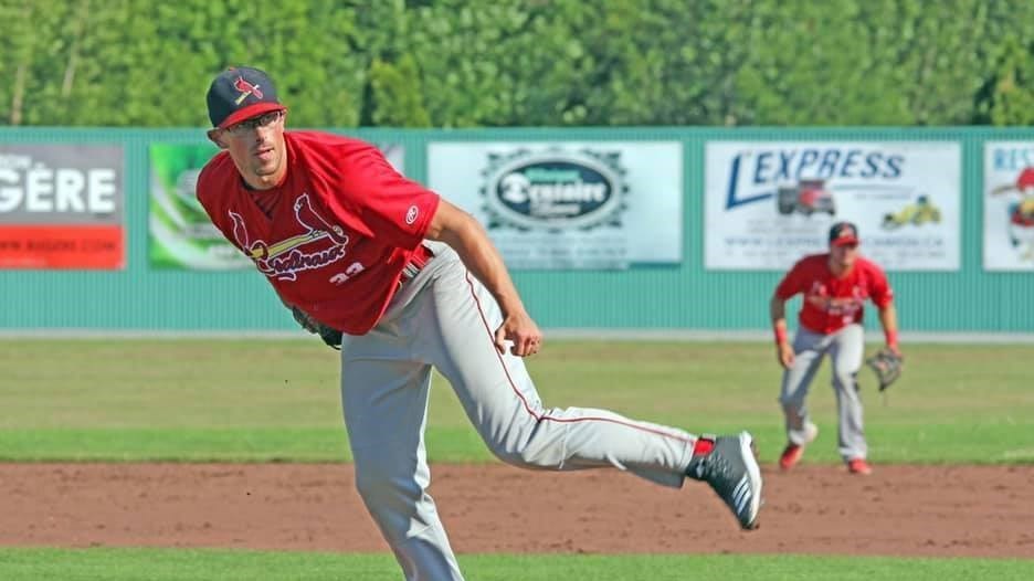 Baseball: un duel de lanceurs et une défaite pour les Cardinaux