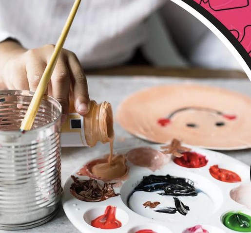 Entre une rencontre avec un clown humanitaire, un atelier de fabrication d’un sac à partir d’un T-shirt et les contes d'Halloween, il y en a pour tous les goûts.