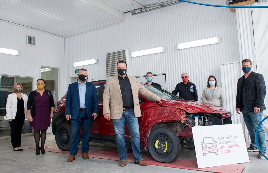 Le comité du projet d'Une voiture à donner, une famille à aider.