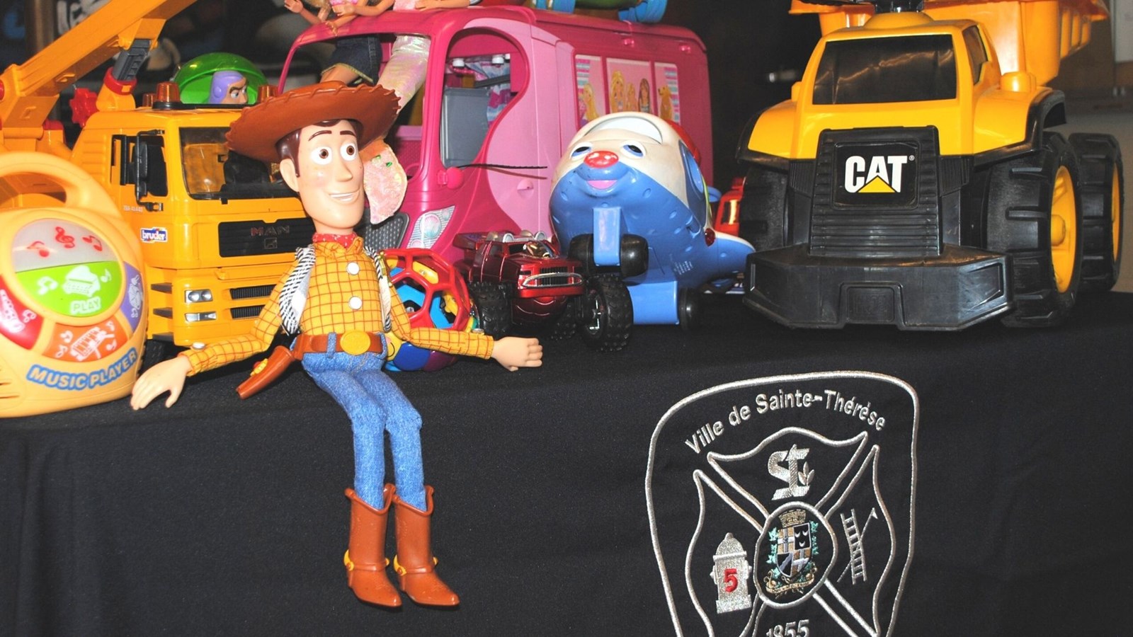 C'est la grande collecte de jouets des pompiers de Sainte-Thérèse