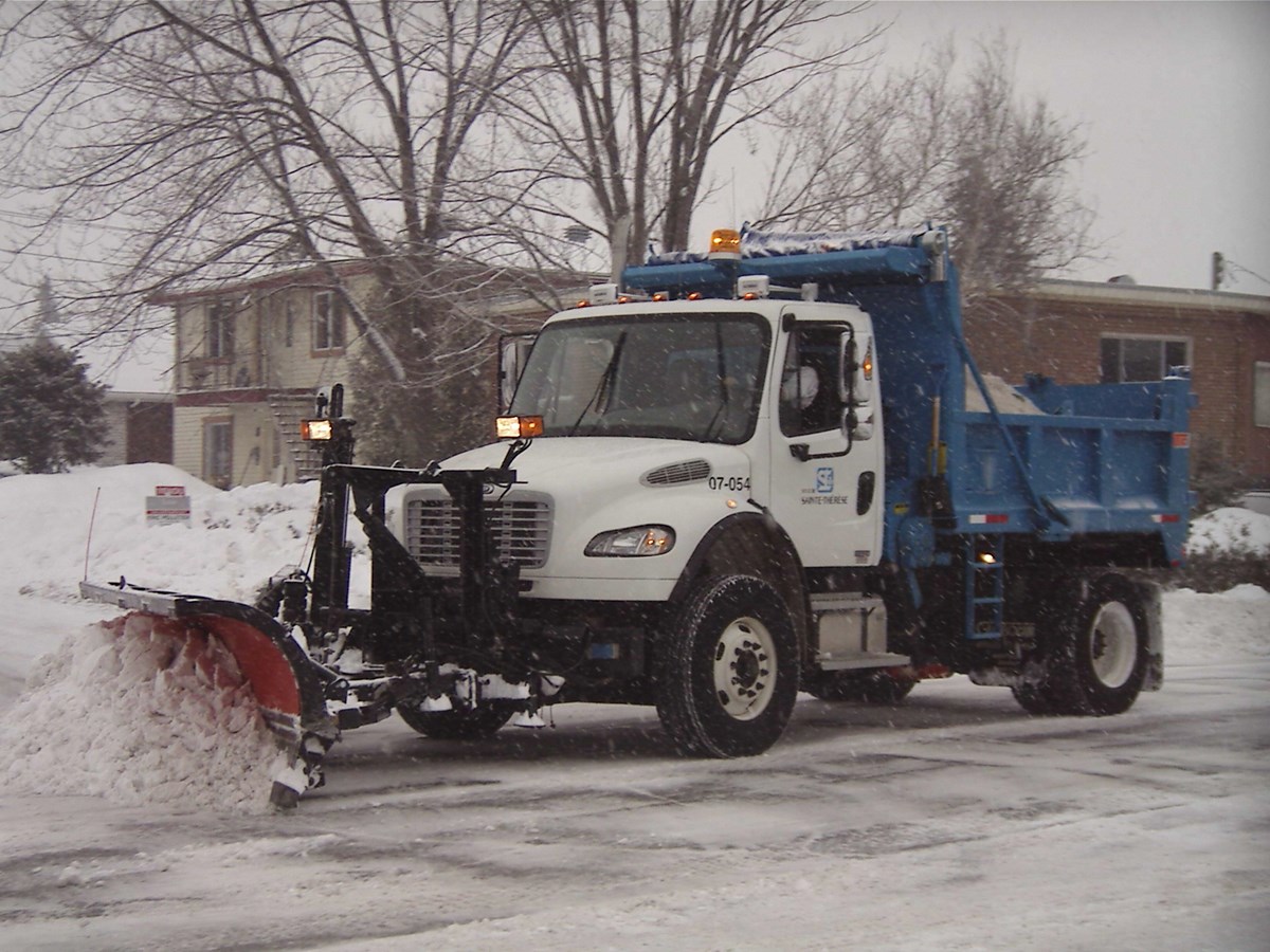 Des camions moins bruyants pour la Ville de Sainte-Thérèse
