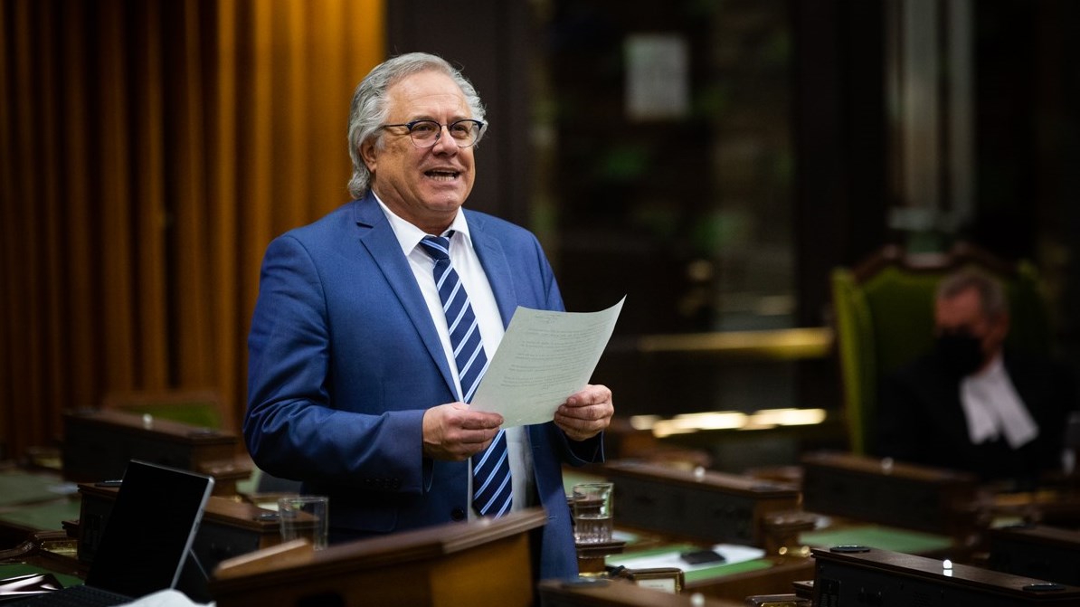 Luc Desilets demande un sSursis d’un mois pour le dépôt des déclarations de revenus