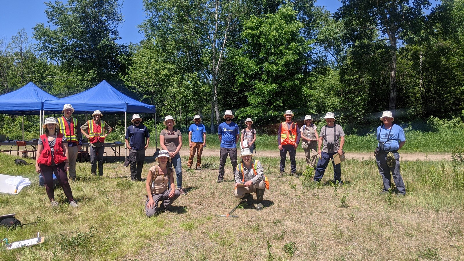 Les experts prêts à inventorier le Laboratoire Écoforestier du Grand Lièvre lors du bioblitz le 11 et 12 juin 2021.