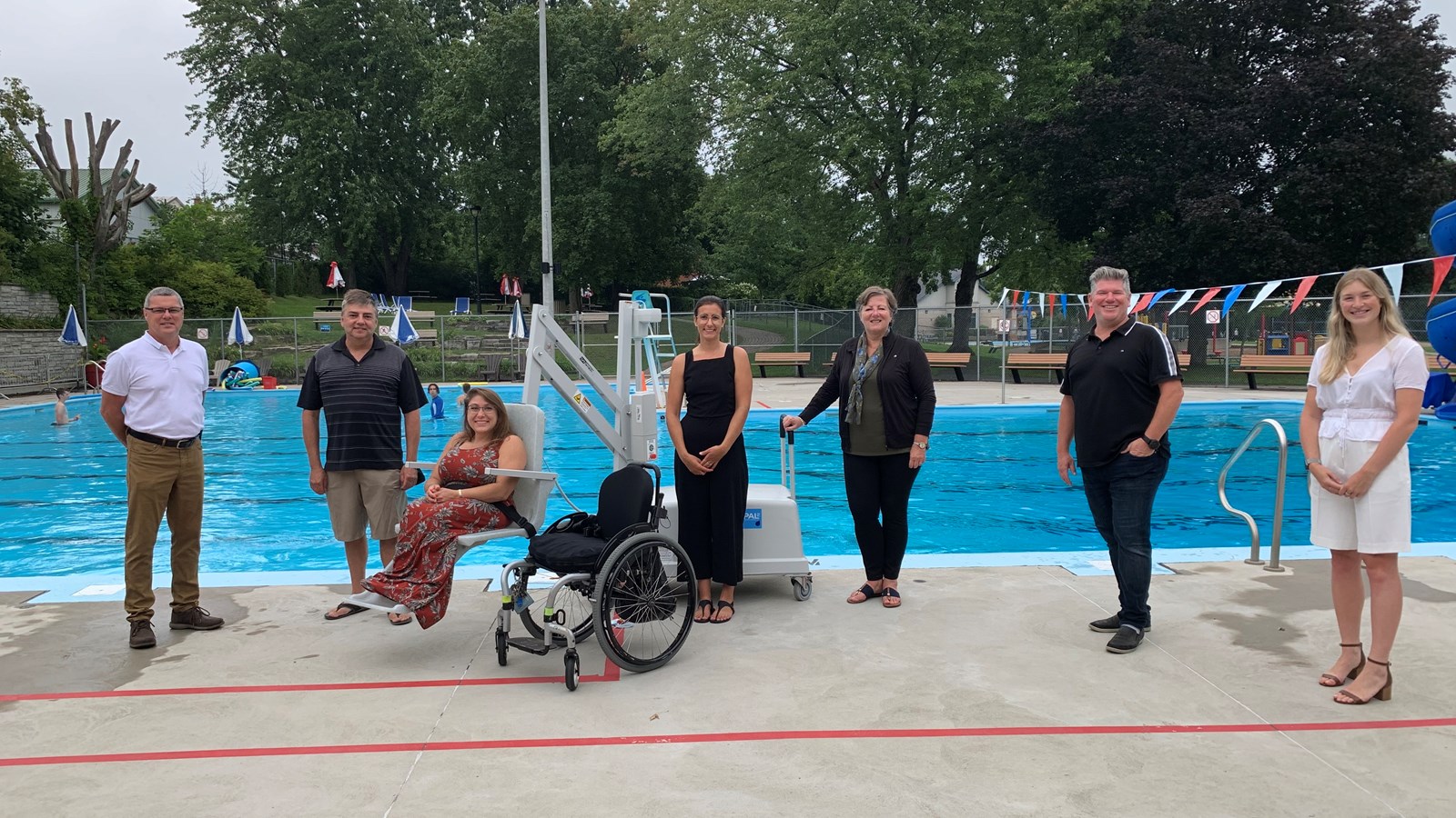 La piscine du parc Richelieu rendue accessible aux personnes à mobilité réduite