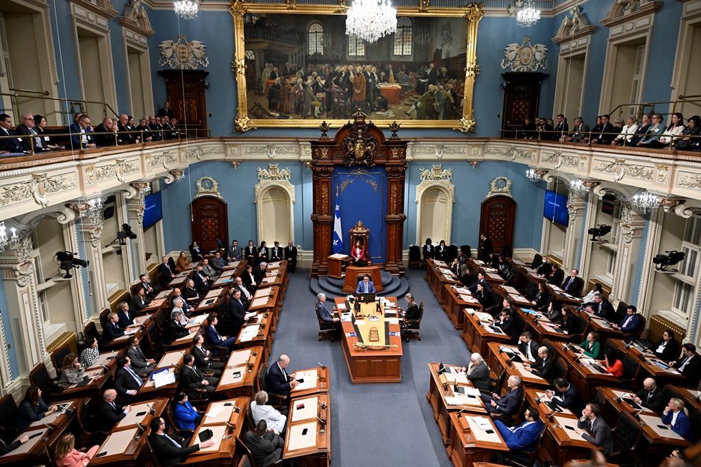 Les députés du PQ, qui n'ont pas prêté serment au roi, n'ont pu entrer au Salon bleu