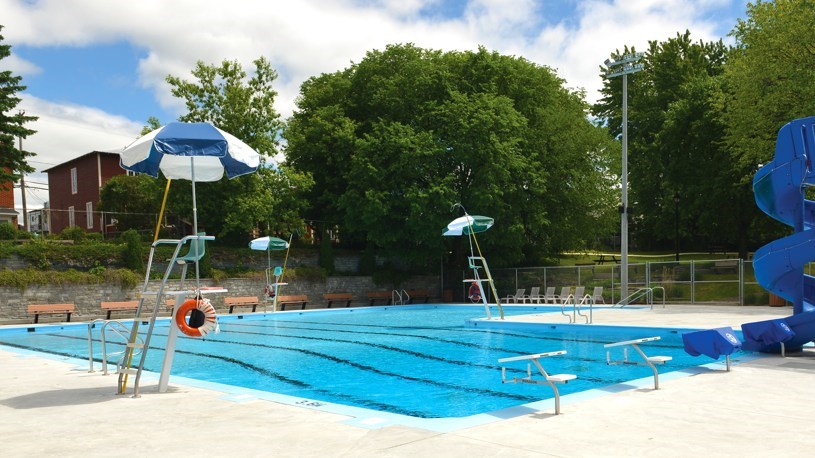La piscine piscine chauffée du parc Richelieu