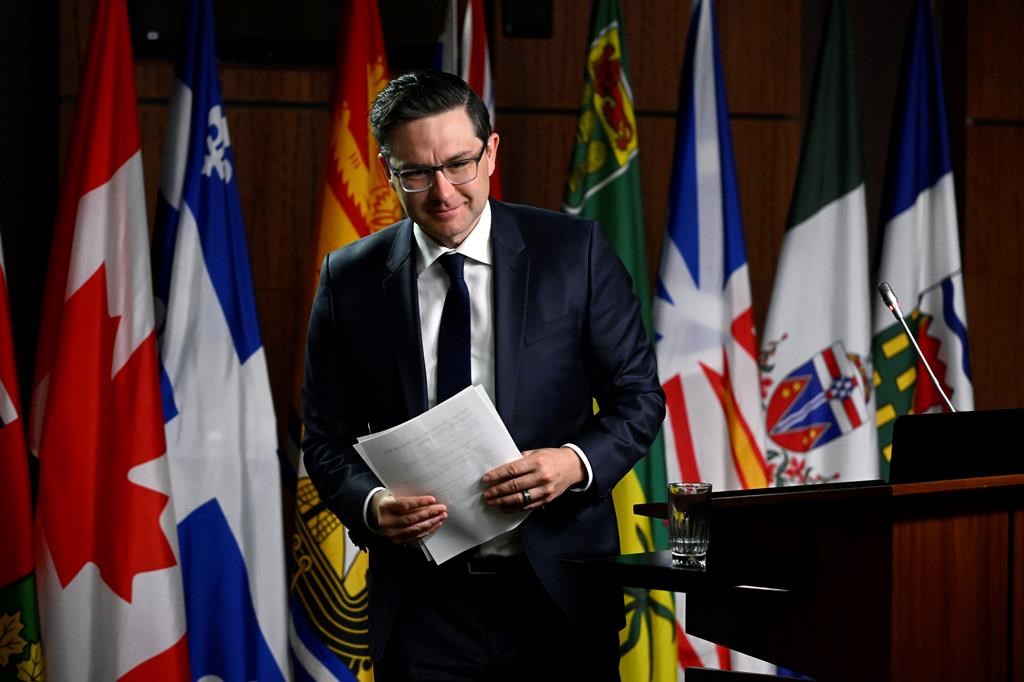 Contrats du gouvernement avec McKinsey: l'opposition à Ottawa réclame une enquête