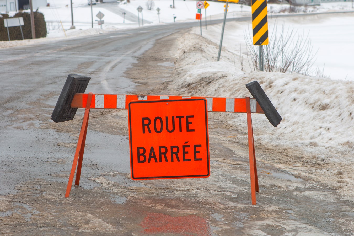 Nouveau chantier dans l’axe de l’autoroute 50 à Mirabel