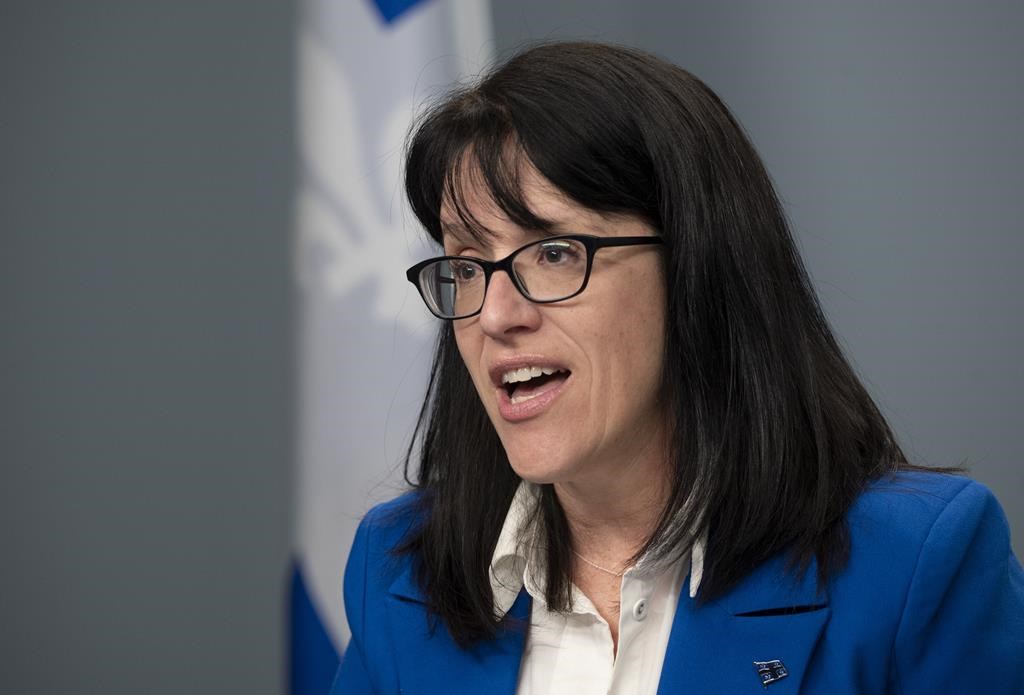 Secteur public/parapublic: Québec bonifie ses offres en éducation et en santé