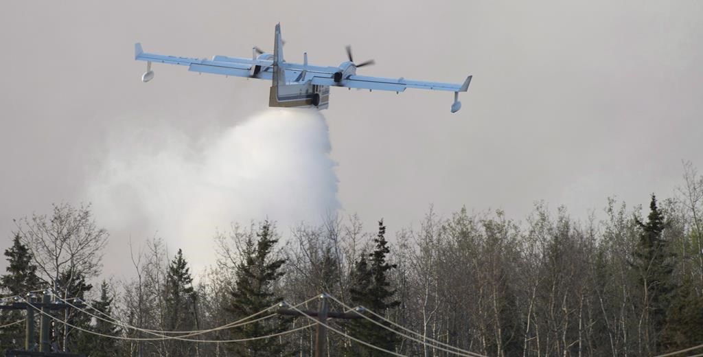 Les fortes chaleurs annoncées au Québec cette semaine favorisent les feux de forêt