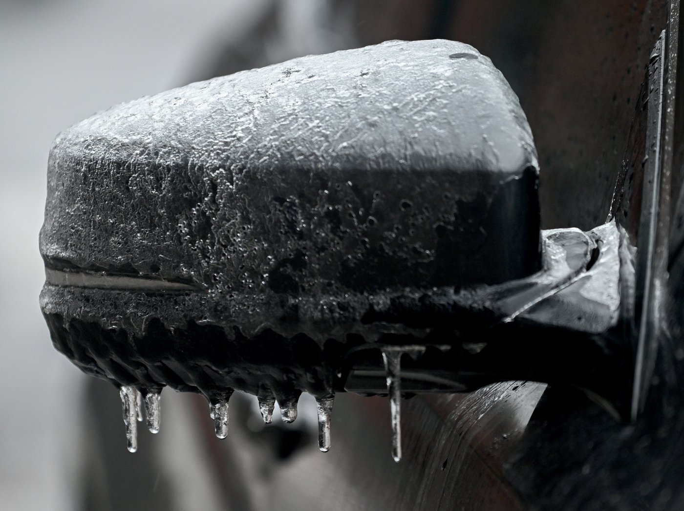 Une tempête hivernale et de la pluie verglaçante pour clôturer l'année