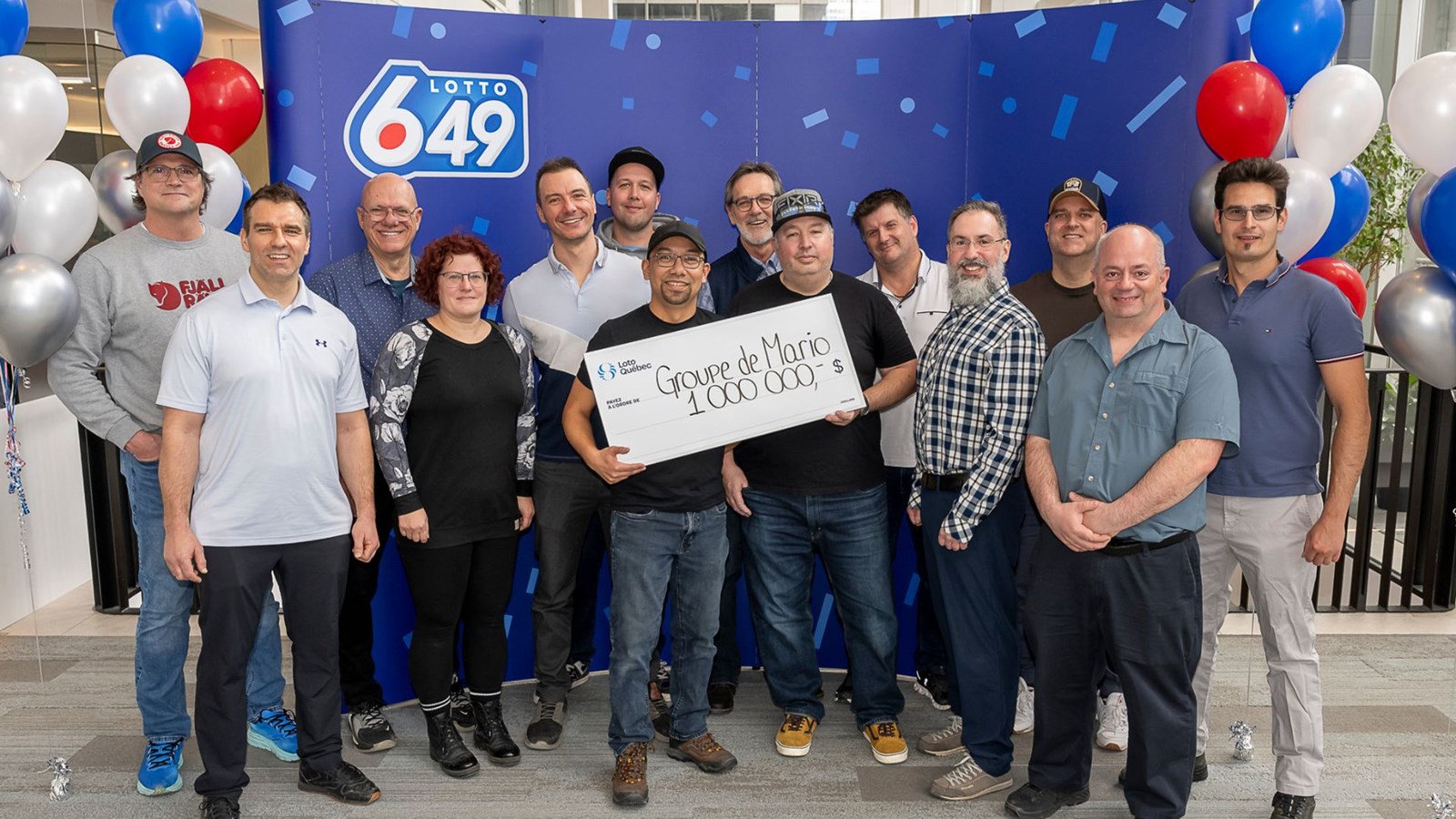 Quatorze collègues d'une usine gagnent 1 000 000 $ au Lotto 6/49