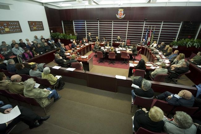 Avec le départ de Gilles Vaillancourt, les procédures vont changer au conseil municipal.
