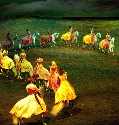 Odysséo, la création de la troupe Cavalia sera de retour au Québec, à Laval à partir du 13 mai 2013.