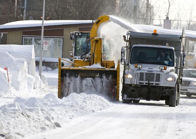 Laval aura mis 13 jours à terminer le chargement des 45 cm de neige qui se sont abattus sur l’île Jésus, le jeudi 27 décembre dernier.
