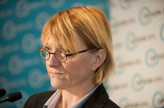 <p>Claire Le Bel se dit inquiète et craint pour sa sécurité depuis sa rencontre avec Gilles Vaillancourt le 13 août dernier.