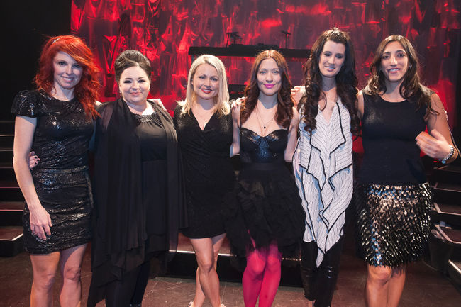 La tournée Rock&amp;Rose a pris son envol vendredi au Théâtre Marcellin-Champagnat de Laval.
