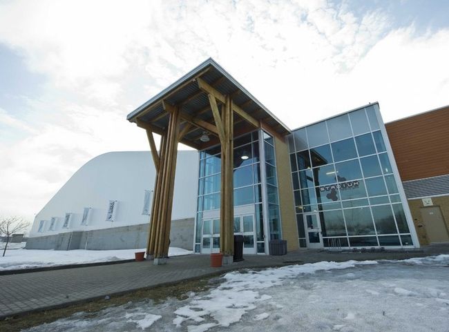 L’Association régionale de soccer de Laval (ARSL) demande à la corporation chargée de gérer le Complexe Multi-Sports de mettre cartes sur table au sujet de sa gestion et de son fonctionnement.