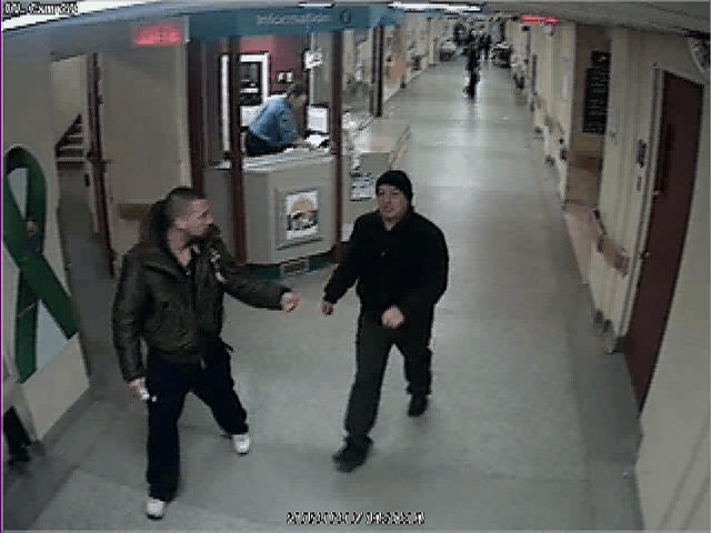 Les deux témoins se sont présentés à l’hôpital pour prendre des nouvelles de la victime d'une tentative de meurtre survenue à Laval le 6 mars 2013.