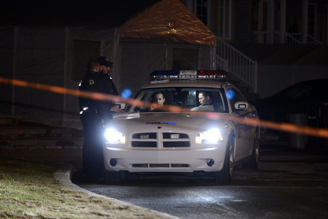 Un homme qui serait lié au monde criminel est mort après qu’il eut été atteint par balle, mardi soir, dans le quartier Sainte-Rose.