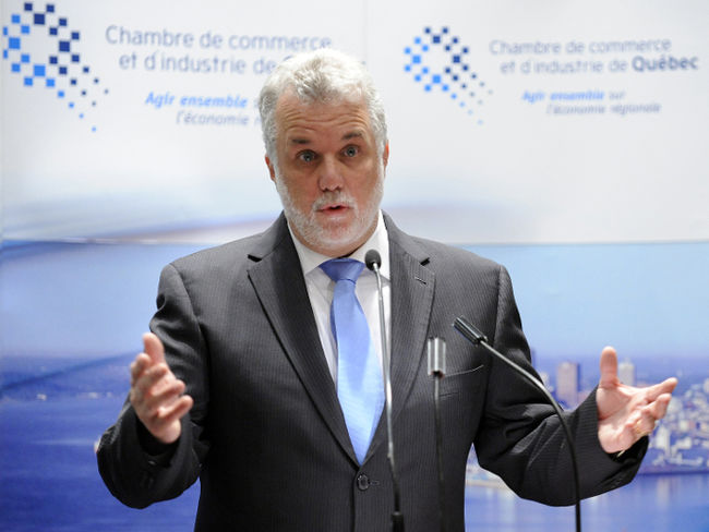 Alors qu’il se trouvait à Laval, le jour même où l’on a décrété la tutelle, le chef du PLQ, Philippe Couillard, n’a fait aucune déclaration publique sur le sujet. Il a, cependant, approuvé le geste du gouvernement Marois.
