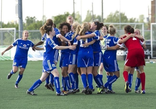 À la recherche d’un premier titre depuis leur création, en 2006, les Comètes de Laval ont bataillé ferme devant le Pali Blues de Los Angeles, mais ont dû s’avouer vaincu 1-0.
