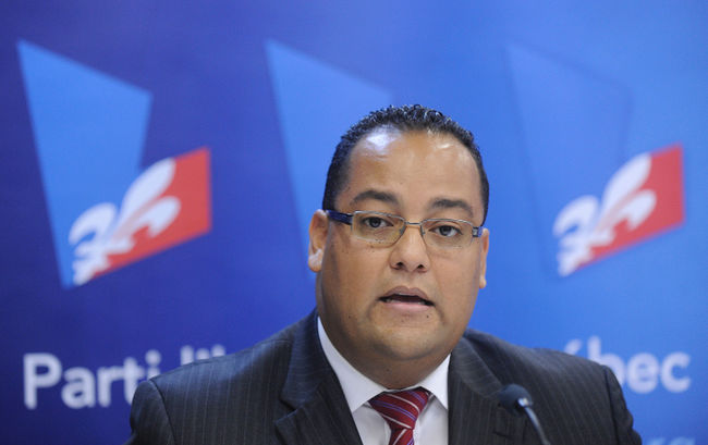 Le député de Laval-des-Rapides se distingue avec ses voeux des Fêtes