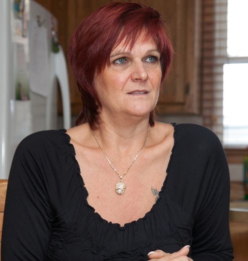 Linda Morin demeure persuadée que le vaccin contre le VPH a joué un rôle dans le décès de sa fille Annabelle et croit qu’on aurait avantage à miser sur le dépistage préventif.